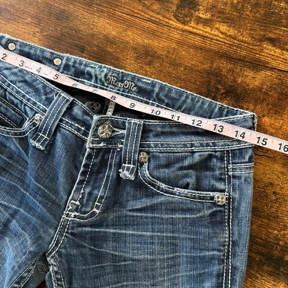 Miss Me jeans Size 26 33” inseam - Picture 10 of 12